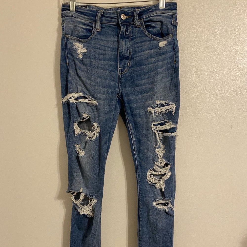 Brand New!! American Eagle Ripped Jeans